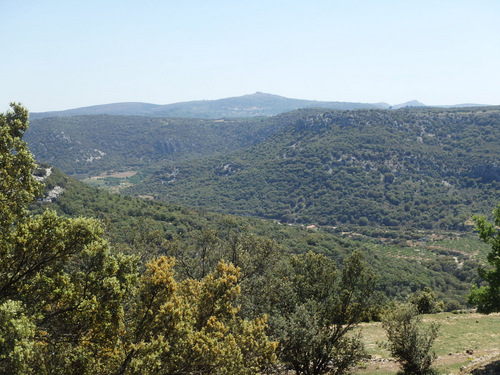 Climbing Hike to Cueva Remigia.